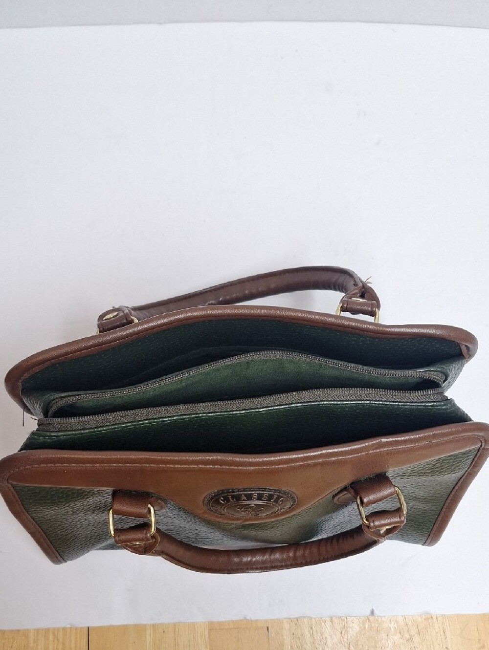 Classic Green and Brown Leather Satchel - Picture 5 of 8